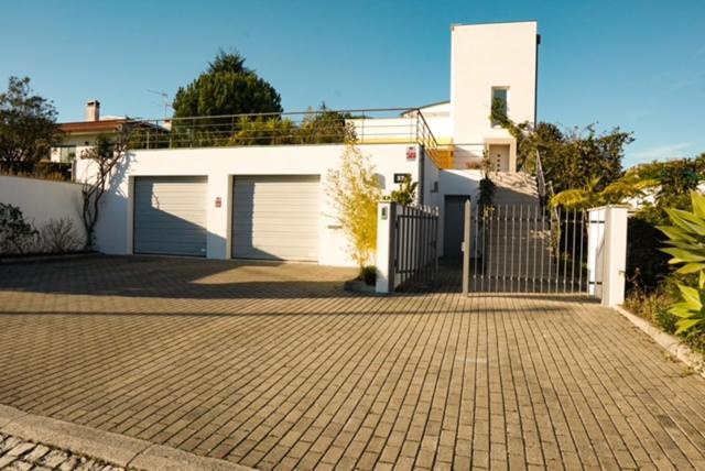 Edles Apartment In Architektenvilla Mit Grossem Pool, Sauna, Dachterrasse Und Malerischem Garten Pataias Eksteriør bilde