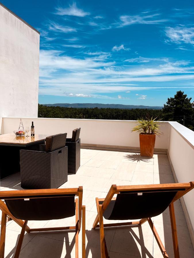Edles Apartment In Architektenvilla Mit Grossem Pool, Sauna, Dachterrasse Und Malerischem Garten Pataias Eksteriør bilde